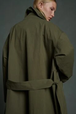 Soeur MANTEAU ALBATROS 13 Soeur MANTEAU ALBATROS -Soeur 02 022 ALDA ALBATROS ALISSIO ANEMONE ANDRA 0078