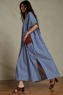 Soeur ROBE ARCACHON 12 Soeur ROBE ARCACHON -Soeur 04 007 ARCACHON AMAL ASTREE 0020