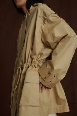 Soeur MANTEAU ANVERS 13 Soeur MANTEAU ANVERS -Soeur 06 013 VAGABOND ALEX ANVERS1 ADELINE1 AMIR1 0066