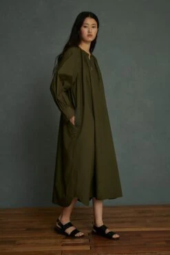 Soeur ROBE ALIETTE 18 Soeur ROBE ALIETTE -Soeur 07 008 ALIETTE1 AZALEE 0015