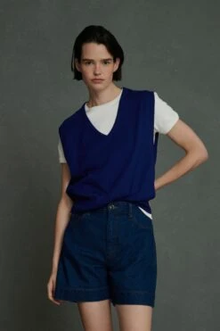 Soeur PULL SONIA 8 Soeur PULL SONIA -Soeur 09 031 AKI1 SONIA1 WALK ANDY TITA1 ARISTIDE 0021