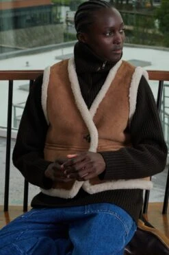 Soeur GILET SANS MANCHES PYRENEES 17 Soeur GILET SANS MANCHES PYRENEES -Soeur 10 027 PYRENEES VISBY THABOR SAUVAGE 0026 99b16623 b2ff 497e 80dc b495669c498c