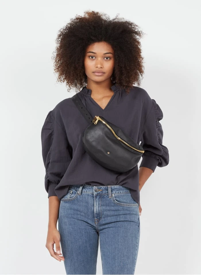 GRANDE LILI - Sac Banane Zippé En Cuir | Noir 4 GRANDE LILI - Sac Banane Zippé En Cuir | Noir – Image 2