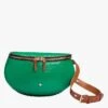 LA LILI - Pochette Banane En Cuir Verni | Vert -Soeur 4132311