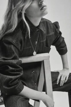 Soeur Médaille DOMITILLE III -Soeur LOOK16 MEDAILLE DOMI3 CHAINE2 27374 NB