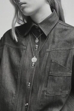 Soeur Médaille DOMITILLE III -Soeur LOOK16 MEDAILLE DOMI3 DOMI2 CHAINE2 CHAINE1 27393 NB 87dfdc2d d73b 45ff 86f8 4e8068569d5c